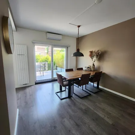 Casa Cinco Feriehus Valkenburg aan de Geul